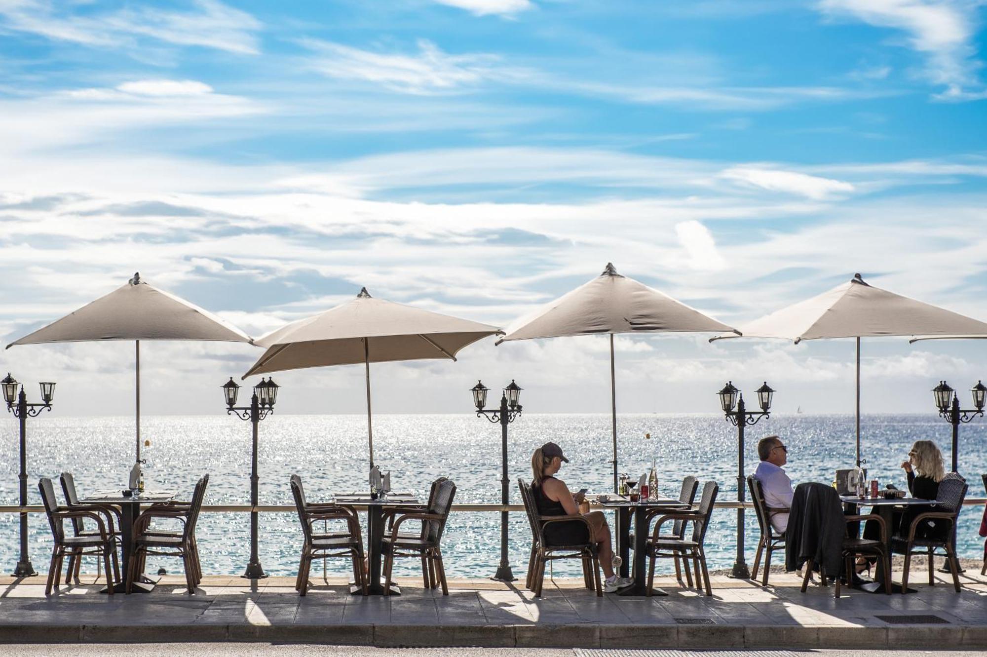 "Aux Rivages Du Parc" Plein Centre, Calme, Plage Menton Bagian luar foto